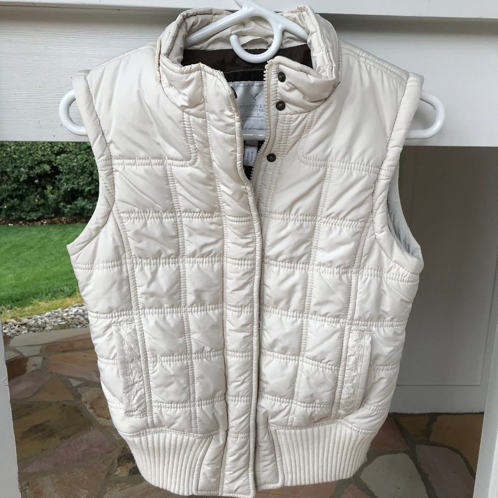 American Eagle White Vest Women's Size Small
